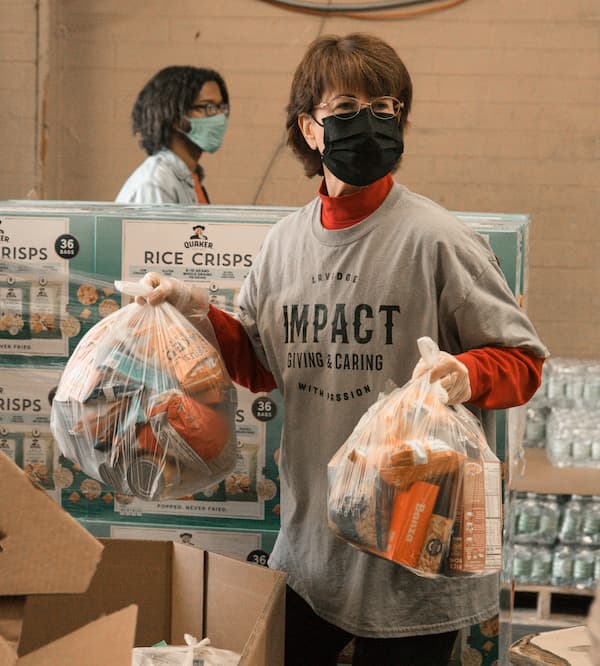 Phoenix Rescue Mission's Hope for Hunger 